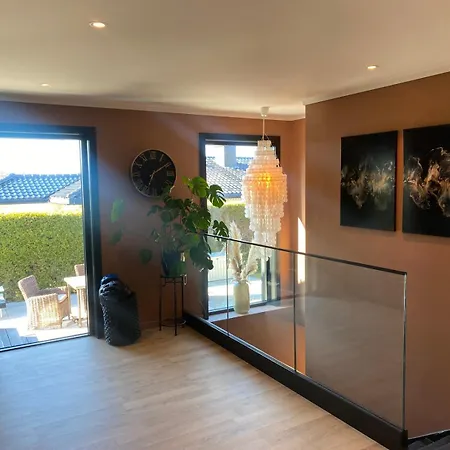 Enebolig Pa Villa
